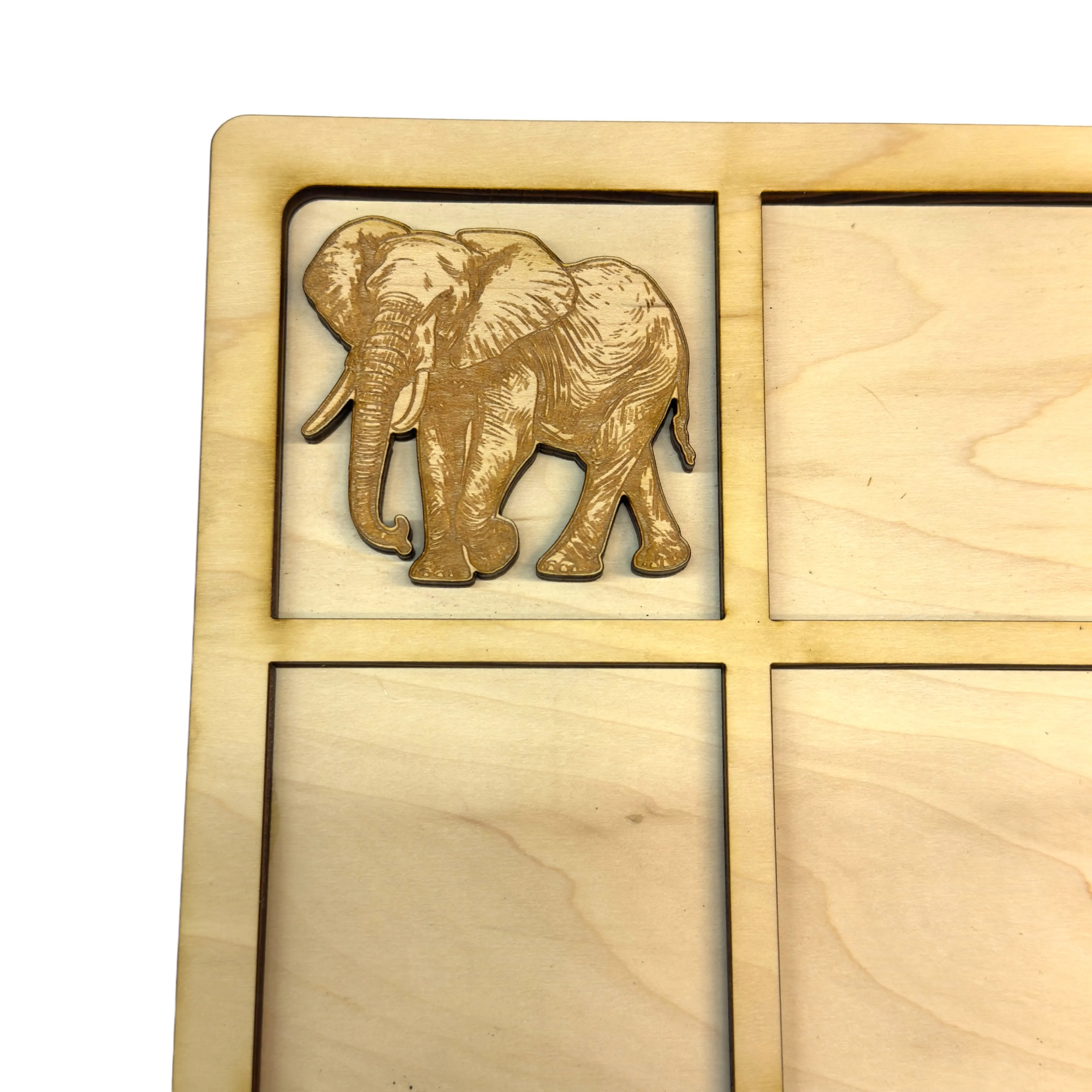 GAME - GIRAFFE AND ELEPHANT Tic Tac Toe - Raw Wood Board Game - Great for traveling